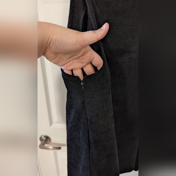 Black Corduroy Overall Jumper - Picture 3 of 4